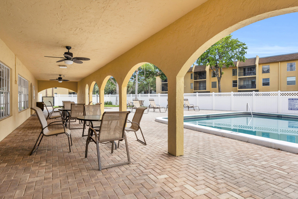 490 Nw 20th Street - Photo 26
