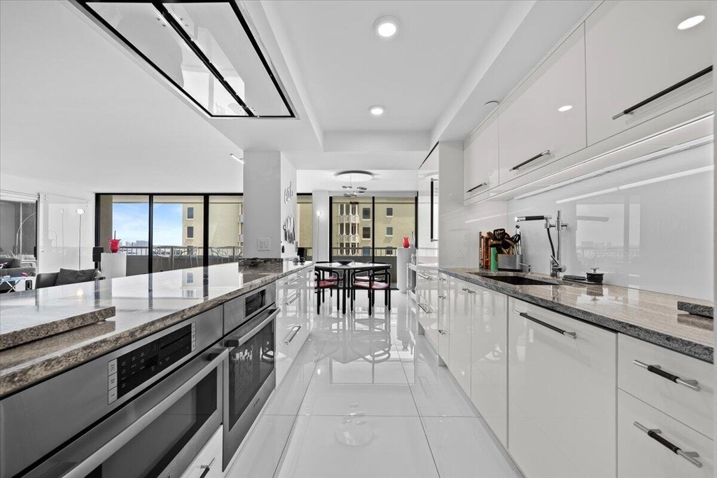 5280 N Ocean Drive - Photo 6