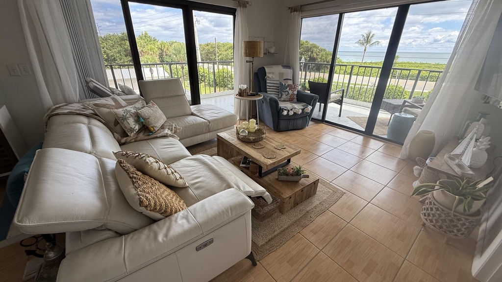5159 N Hwy A1a N - Photo 12