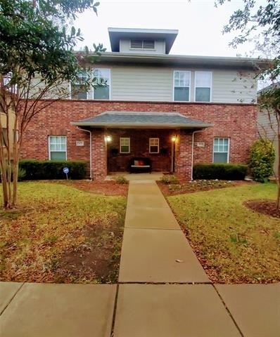 3426 W 4th Street - Photo 0