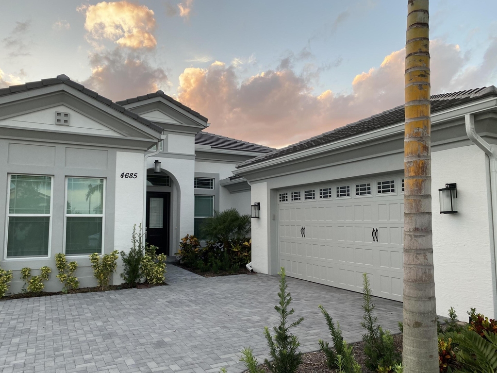 4685 Estates Circle - Photo 1