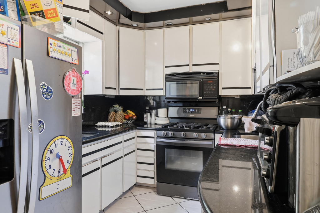1324 Lenox Avenue - Photo 12