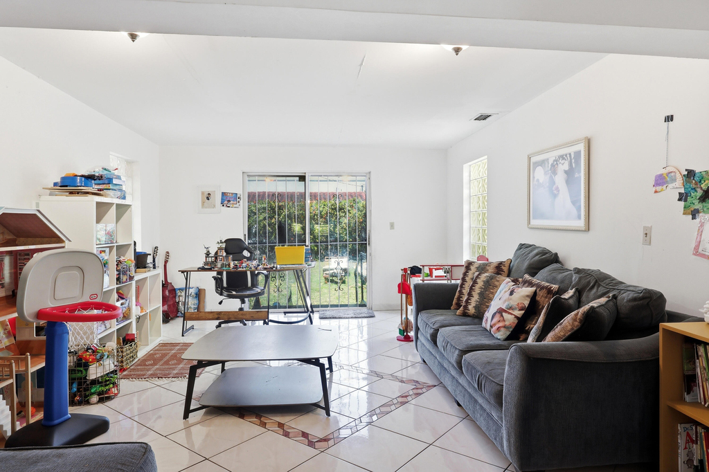 1324 Lenox Avenue - Photo 15