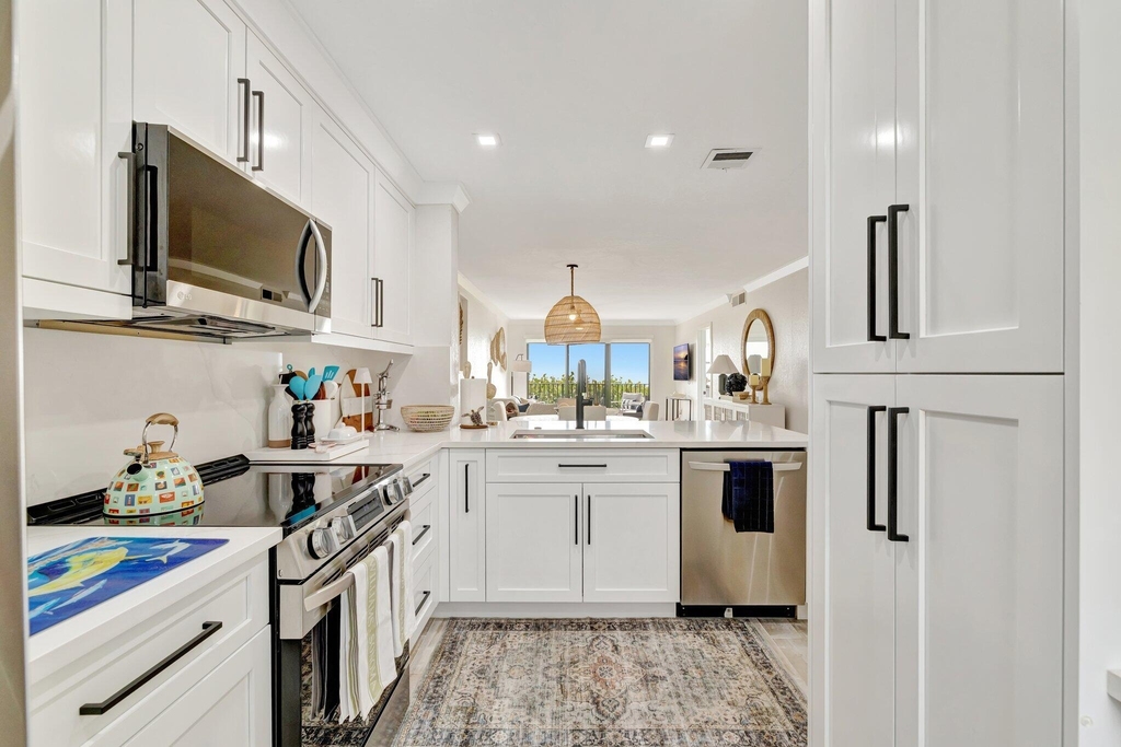 7420 S Ocean Drive - Photo 6