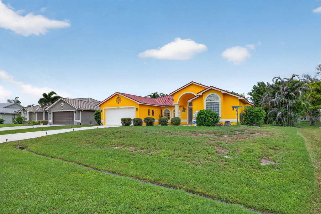 3077 Se Galt - Photo 0