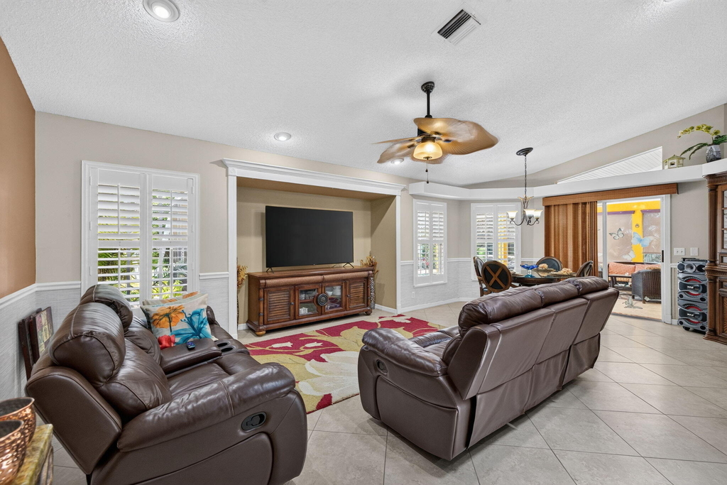 3077 Se Galt - Photo 13
