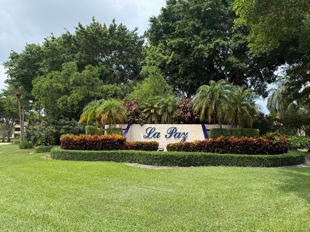 7472 La Paz Boulevard - Photo 16