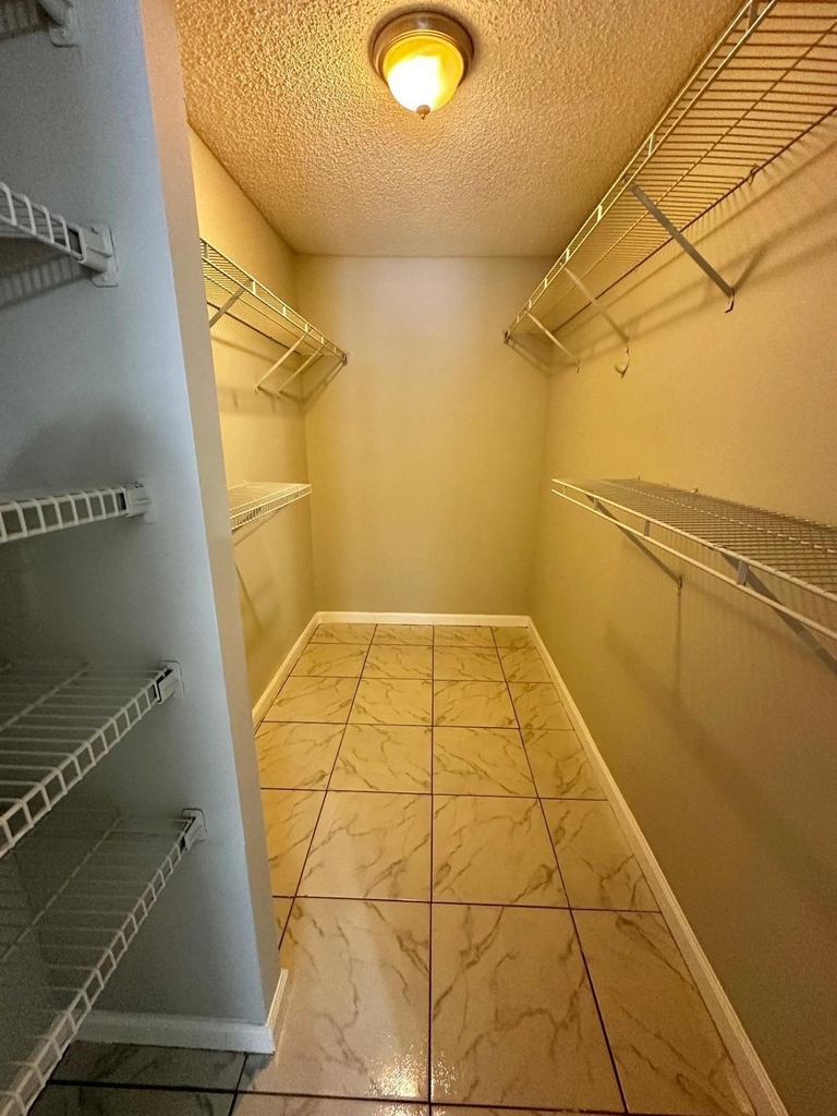 4158 Inverrary Drive - Photo 15