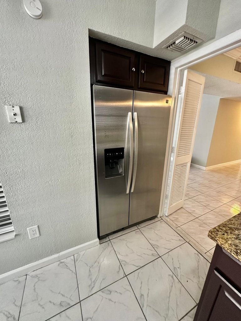4158 Inverrary Drive - Photo 5