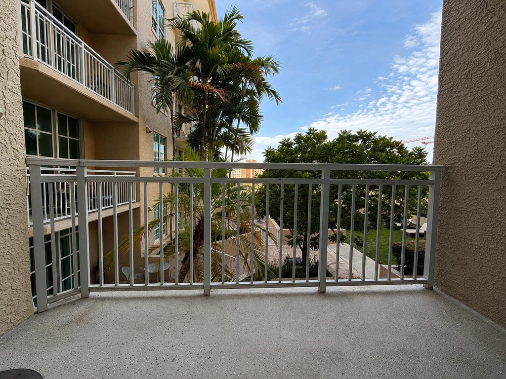 410 Evernia Street - Photo 11