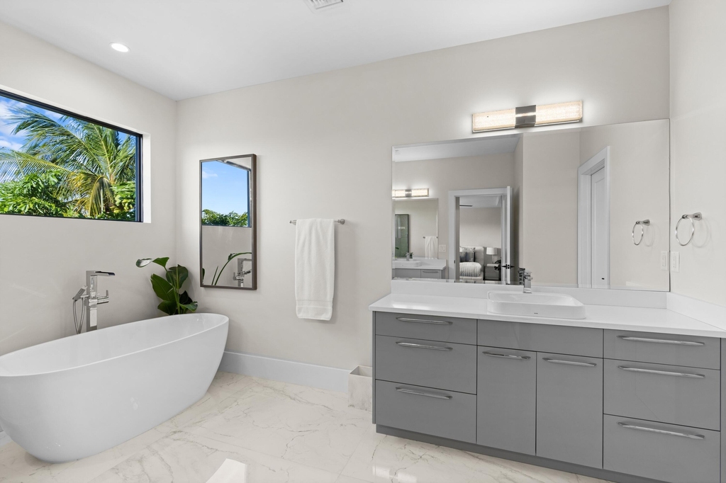 238 Se 4th Avenue - Photo 16
