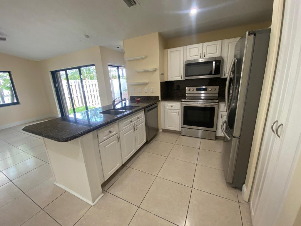 3090 S Oakland Forest Drive - Photo 3