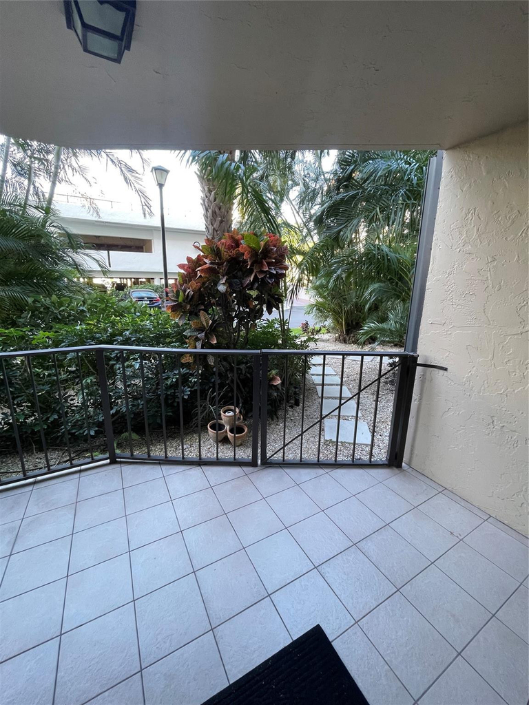 859 Jeffery Street - Photo 31