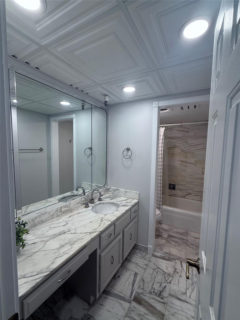 859 Jeffery Street - Photo 27