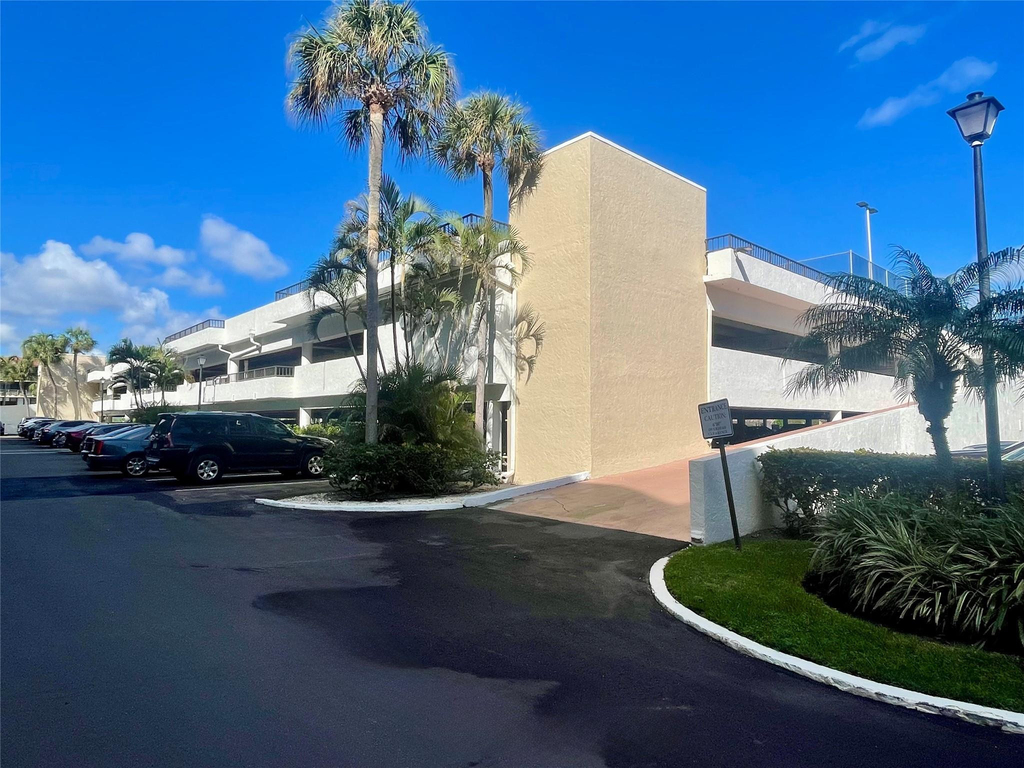 859 Jeffery Street - Photo 44