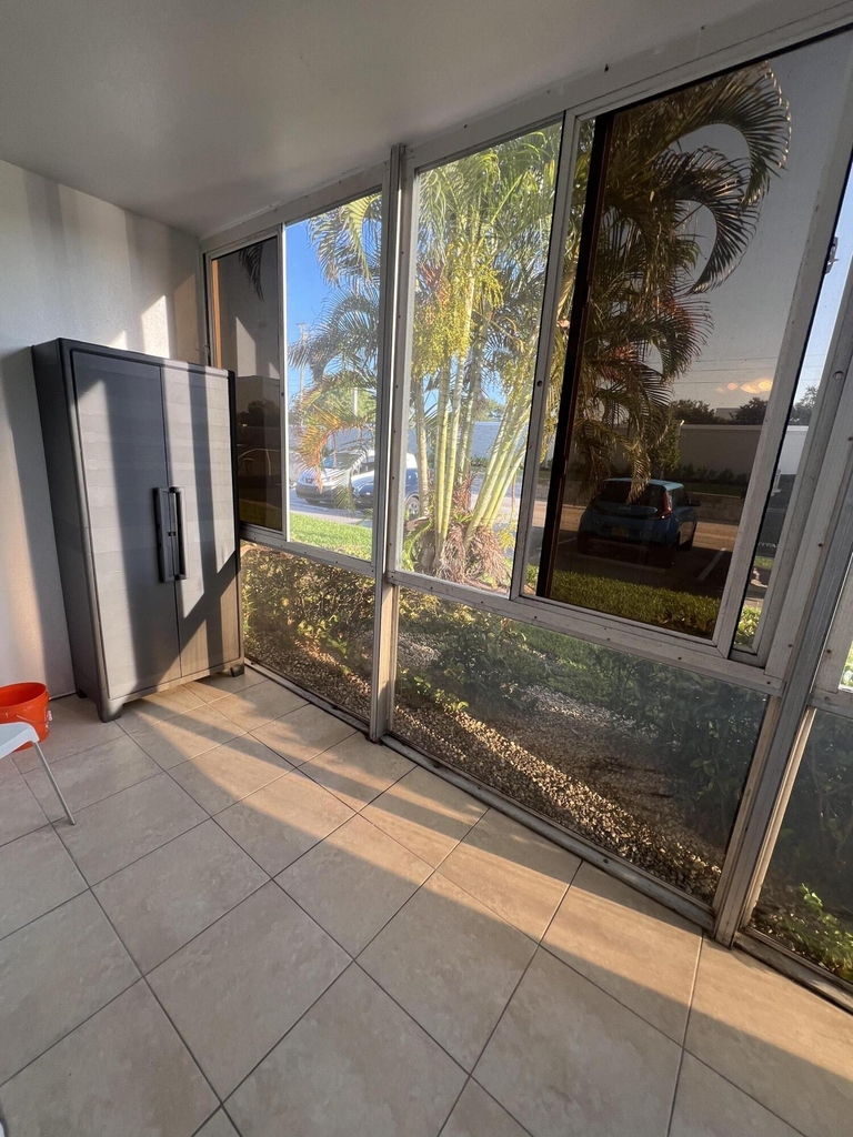 31 Westbury B Circle - Photo 10