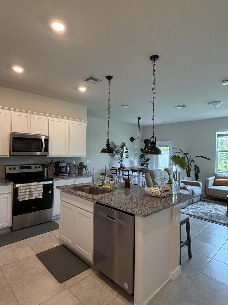 2933 Olivia Avenue - Photo 7