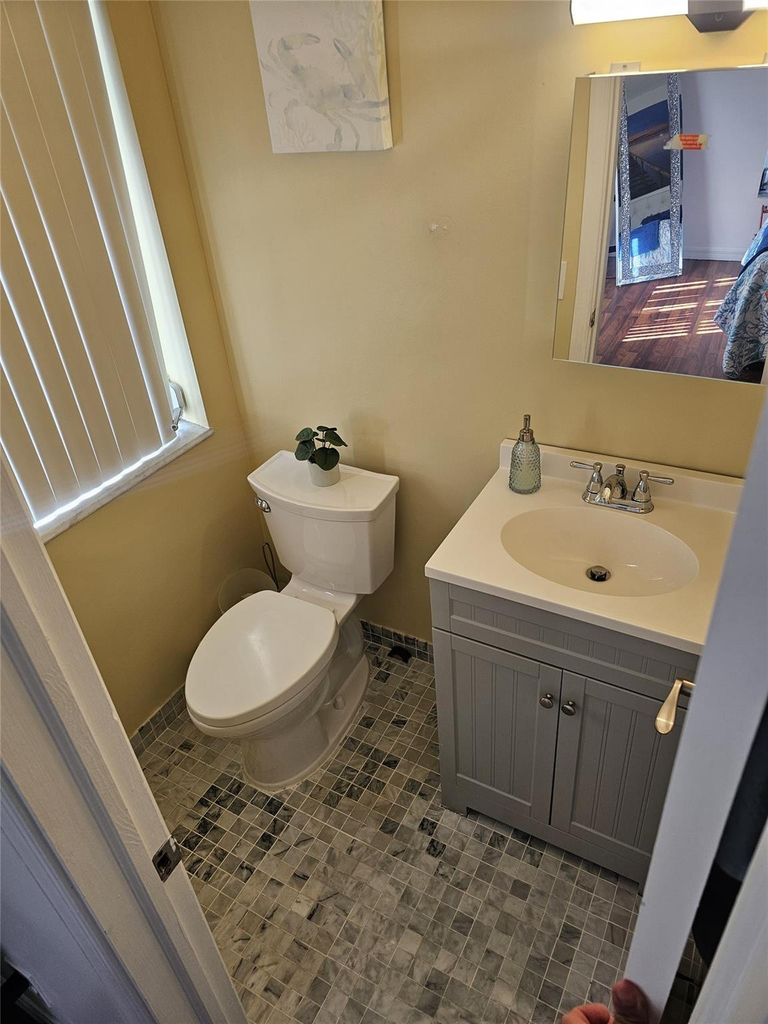 2260 Ne 67th Street - Photo 8