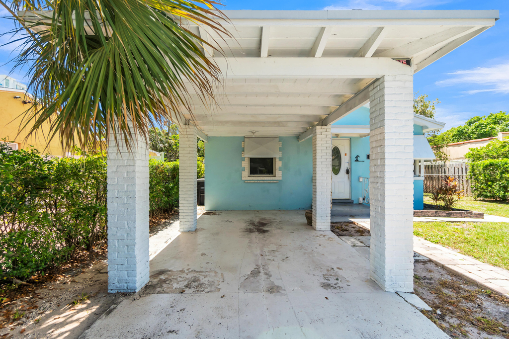 434 49th Street - Photo 2