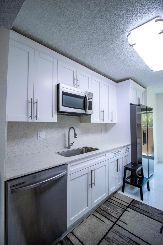 3810 Nw 23rd Court - Photo 2