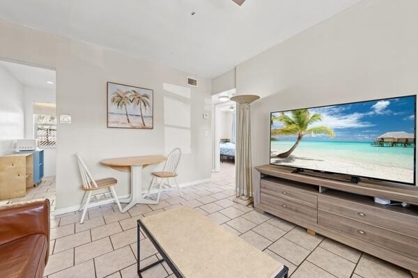 1127 Ne 5th Avenue - Photo 4