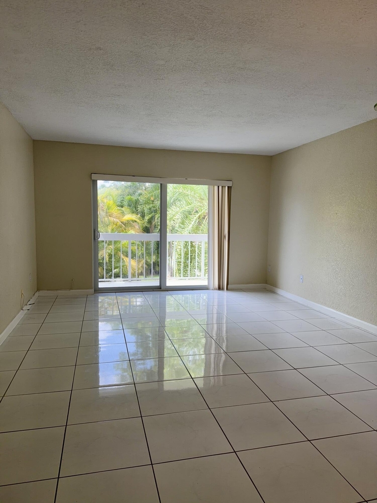 7850 Camino Real - Photo 3