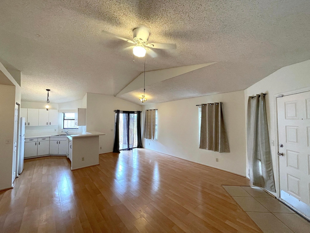 2819 Stoneway Lane - Photo 3