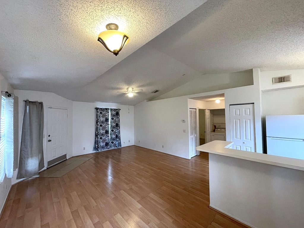 2819 Stoneway Lane - Photo 4