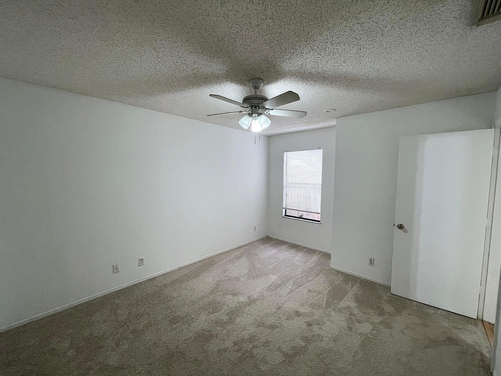 2819 Stoneway Lane - Photo 13