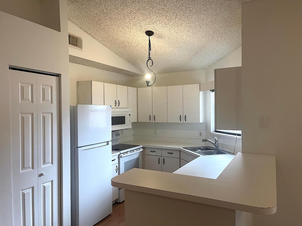2819 Stoneway Lane - Photo 5