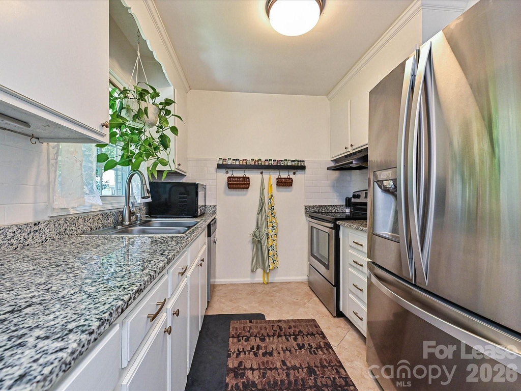 4730 Crestmont Drive - Photo 12