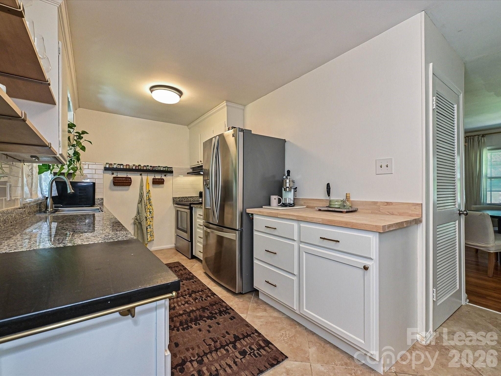 4730 Crestmont Drive - Photo 16