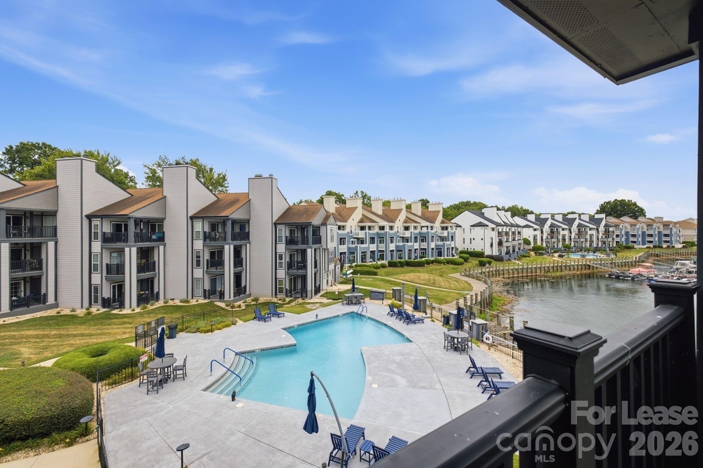 18841 Vineyard Point Lane - Photo 21