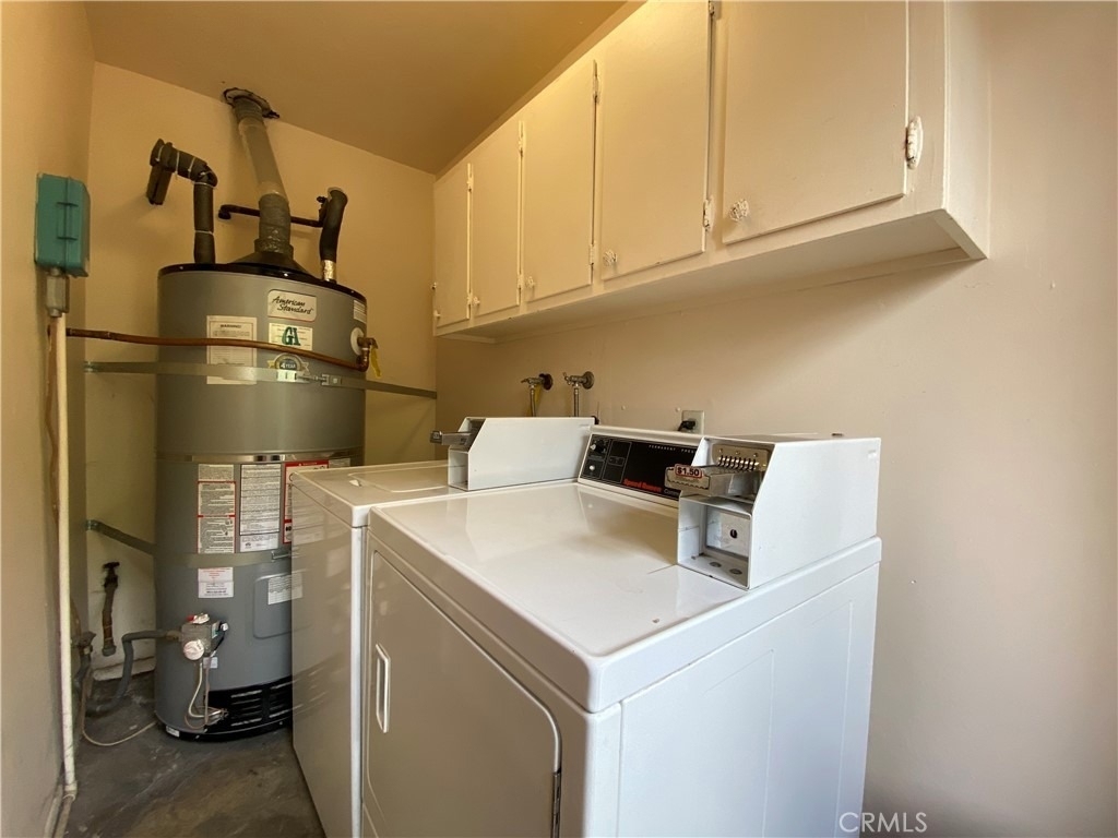 241 S Curtis Avenue - Photo 1
