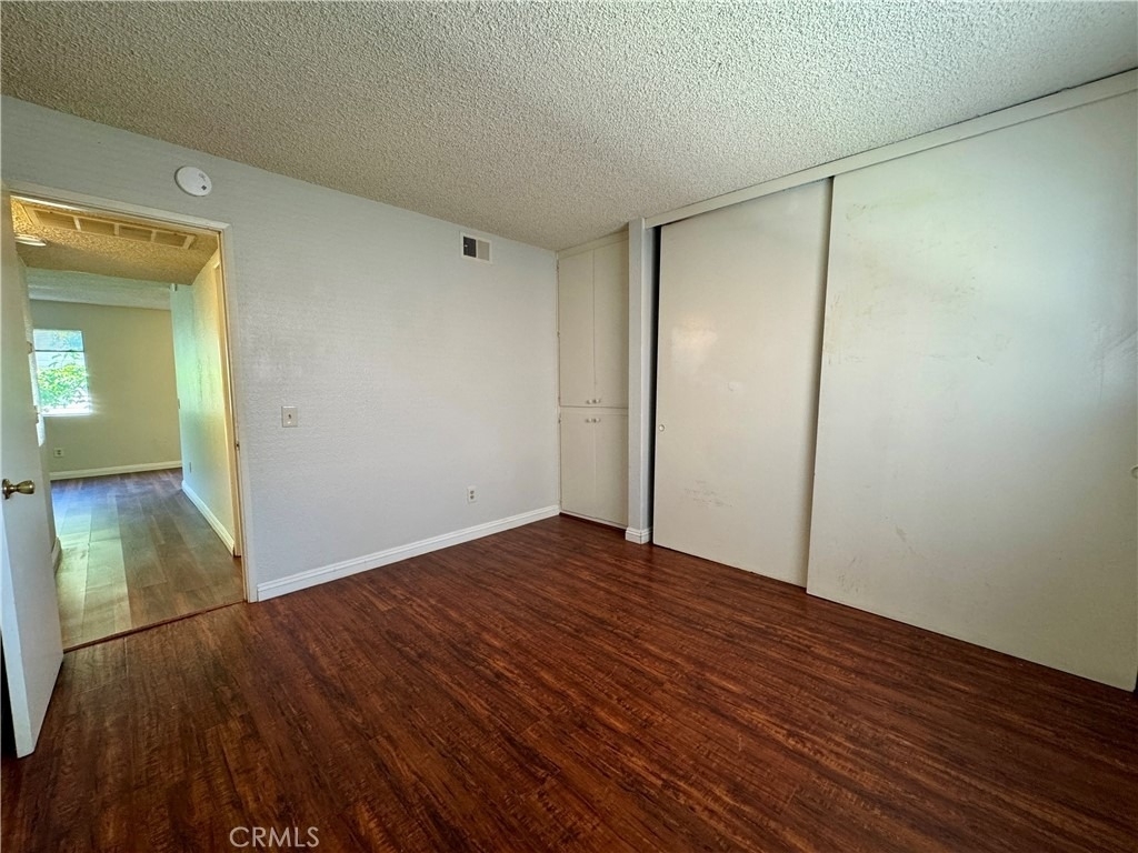 241 S Curtis Avenue - Photo 7