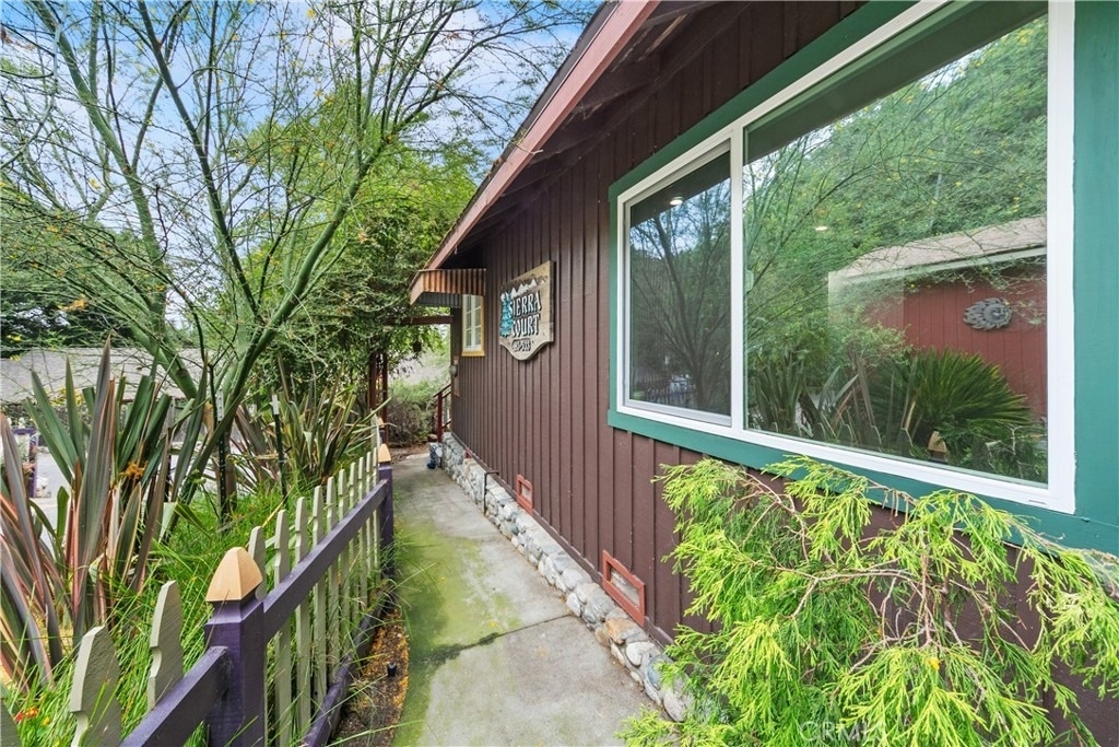 483 Sturtevant Drive - Photo 2