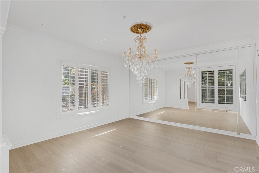 20871 Betron Street - Photo 6