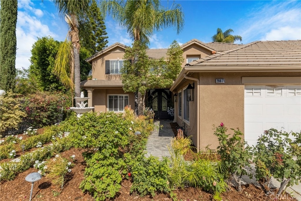 20871 Betron Street - Photo 2