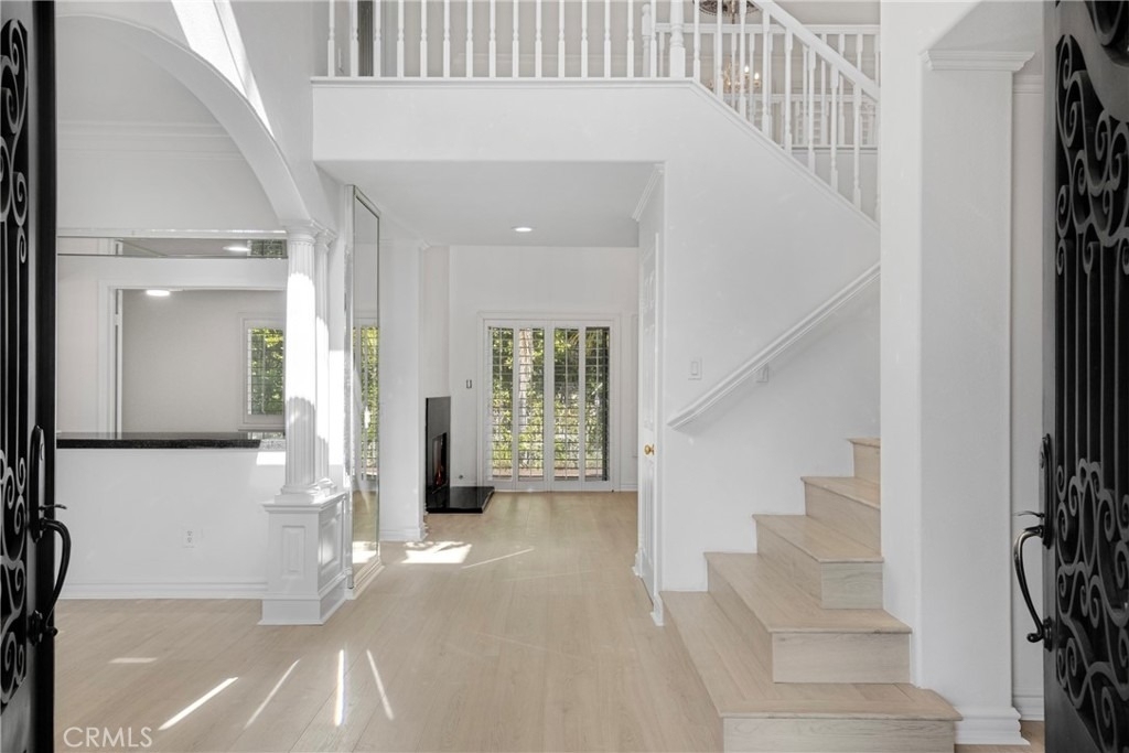 20871 Betron Street - Photo 5