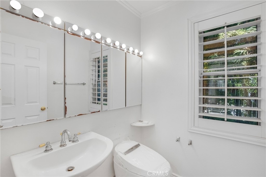 20871 Betron Street - Photo 17