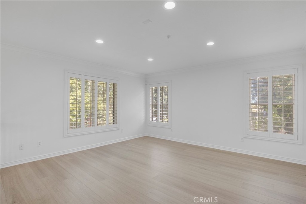 20871 Betron Street - Photo 25