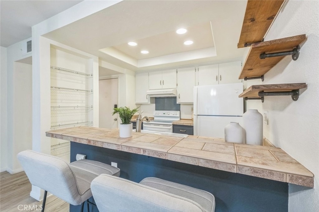 10699 San Diego Mission Road - Photo 8