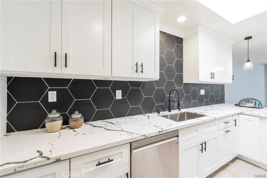 5130 Carmelynn Street - Photo 11
