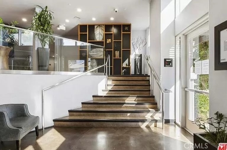629 Traction Avenue - Photo 13