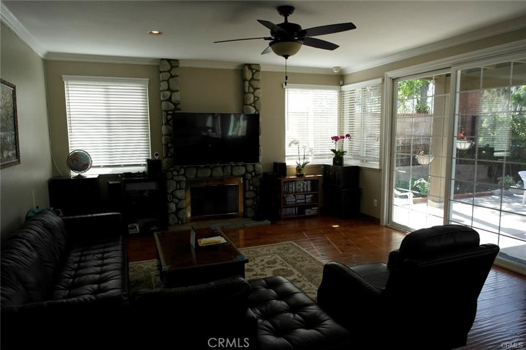 1854 Brooke - Photo 6