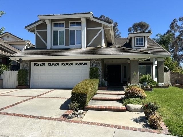 1854 Brooke - Photo 0