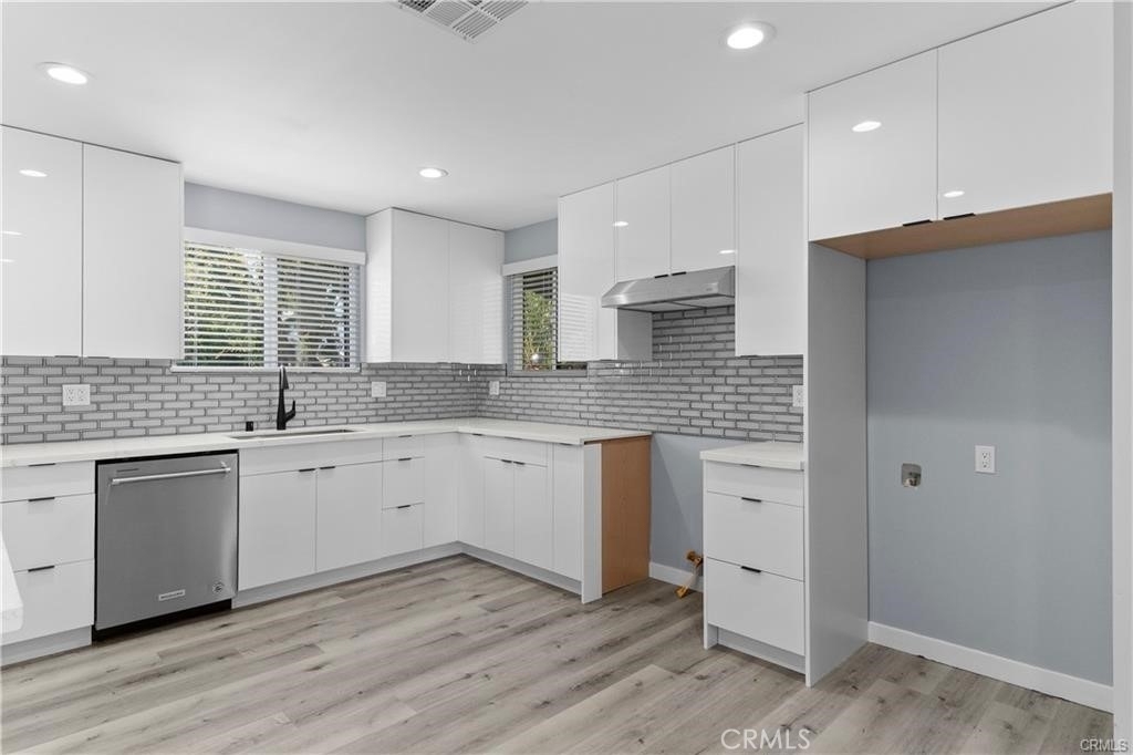 14215 Ragus Street - Photo 9