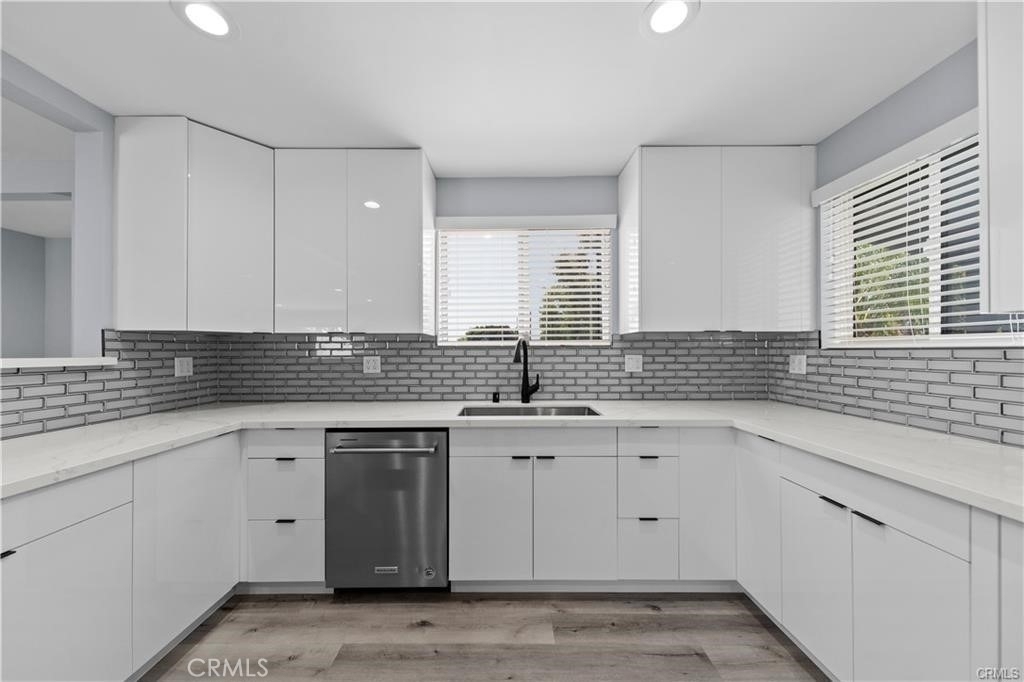 14215 Ragus Street - Photo 8