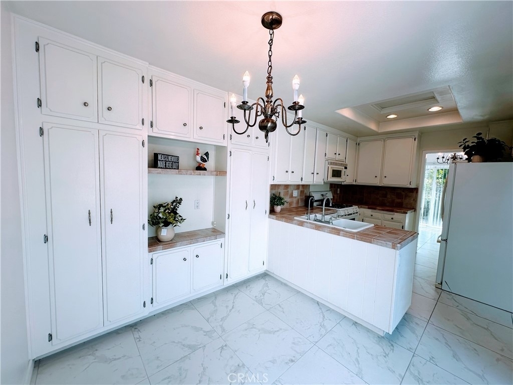 11 Pebblewood - Photo 8