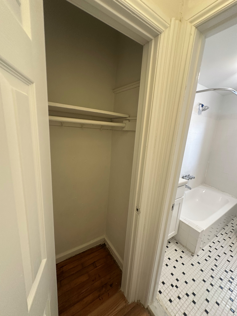 108 Park Terrace East - Photo 9